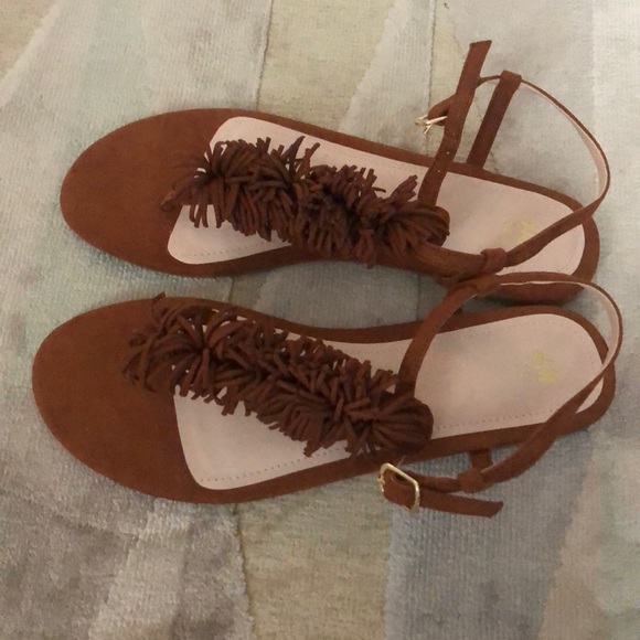 H&M Sandals - Picture 1 of 4